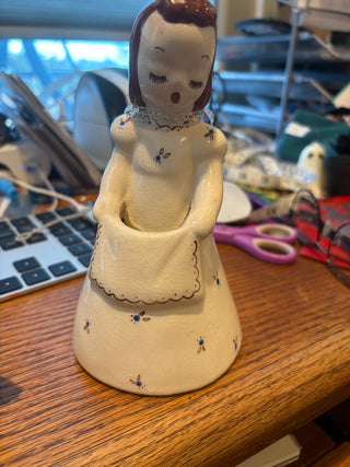 Vtg. DeLee Pottery (1930-1950) Girl w/Apron Planter, 7" RCD|117225