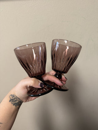 Set of 2 Amethyst Glass Goblets RSV