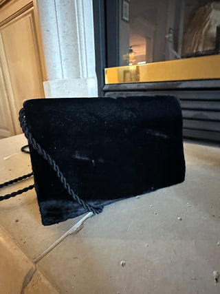 Vtg. 1950's Black Velvet Beaded Evening Bag, Gilt metal Jewels, blk strap RCD|75966