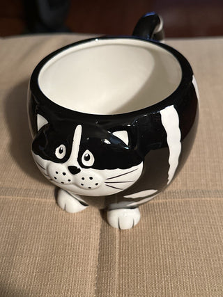 Black/White Fat Cat Mug. #SM. RCD