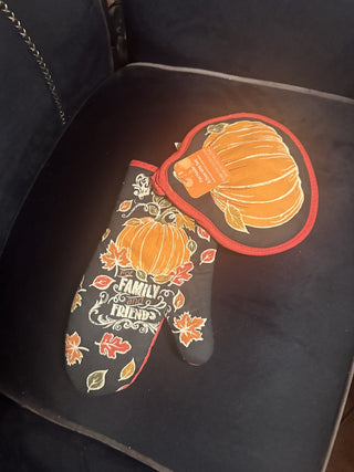 Gourmet Pot Holders Oven mitt and pot holder set with pumpkin and leaves print #63 VV MTS