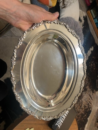 Oneida Silverplate serving dish. LA