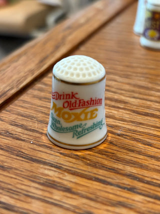Vtg Thimble -Franklin Mint Porcelain "Moxie Drink Old Fashioned" RCD
