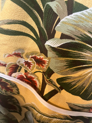 BEAUTIFUL HANDMADE TROPICAL BARK CLOTH APRON FULL COVERAGE WITH POCKETS EXCELLENT CONDITION  (KJS) RCD|94021