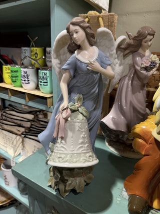 Grandeur Noel ANGEL BELL HOLLY FIGURINE porcelain STATUE RCD|131137