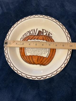 Vintage ceramic Royal China "Country Harvest" series pie plate pumpkin