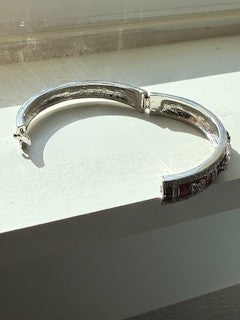 Red enamel heart/silver hinged bracelet