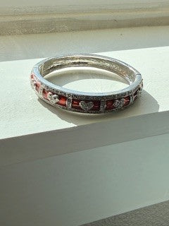 Red enamel heart/silver hinged bracelet