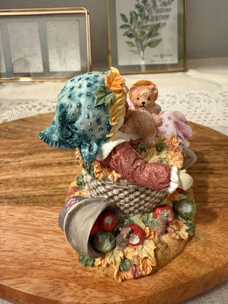 1991 Enesco Laura's Attic "You're No Help, Teddy" #3539