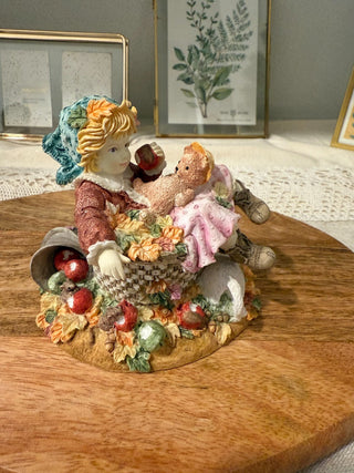 1991 Enesco Laura's Attic "You're No Help, Teddy" #3539