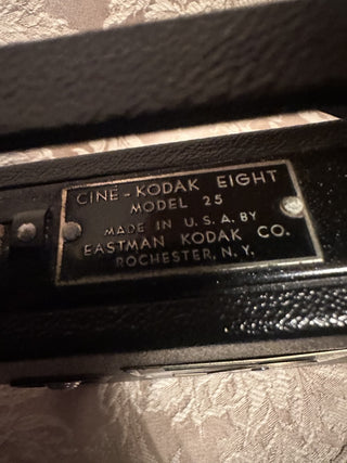Kodak Cine-Kodak eight Model 20 Vintage movie camera and case #47 VV MTS|133113