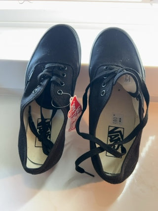 Black VANS Sinkers  , NWT