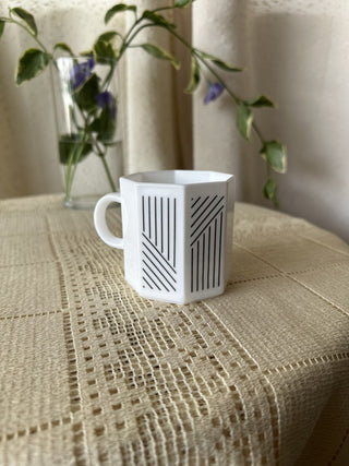 1980 Arcopal France Milk Glass OctoMug (LZD - RSV)|64000