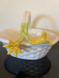 #2365 Daffodil Basket RSV