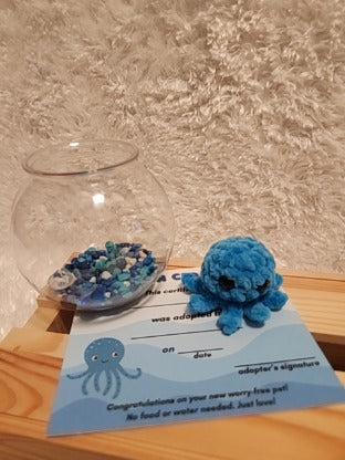 Aquatic Worry-free Pet: Octopus- turquoise, round aquarium, gems, adoption certificate