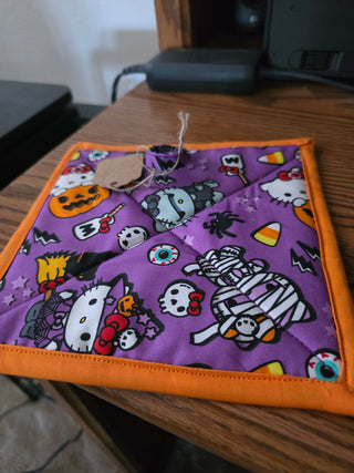 Hello Kitty Halloween potholder