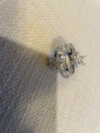 Floral crystal ring size 9 1/2 Silvertone