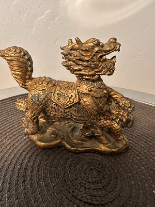 Dragon Dancing Lion Figure Armor Paw on Little MTS|91242