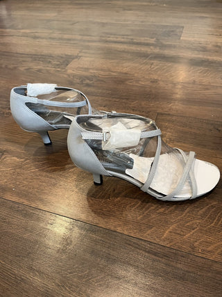 NEW, Life Stride Silver Flaunt Strappy Women's Dress Sandals Shoes Heels Size 8.5 Wide - RCD