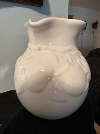 Pitcher Fruit Relief White Santos MTS