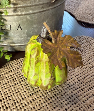 4” Green Pumpkin w/Metal Leaf RSV|127441
