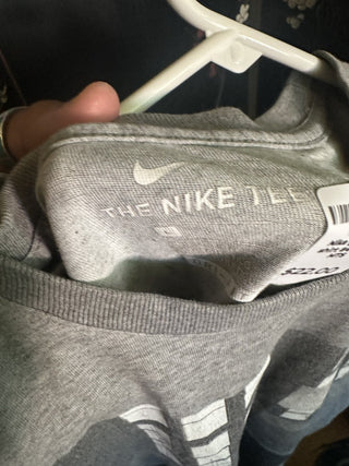 Nike grey t-shirt #47 VV MTS