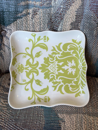 Scalloped Luncheon Plate