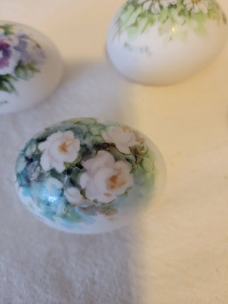 Vintage Hand Painted Easter Eggs, Signed Set of 5 RCD|60934