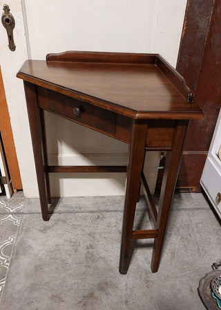 Wood Corner Table/Desk NM MTS|105234