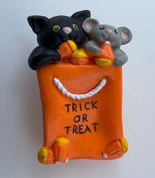 Halloween Vintage Pin "Trick Or Treat" #62 VV MTS|110663