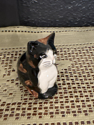 Vintage Quail Pottery "Cecily"  Cat Figurine - Calico Kitty - RCD|98543