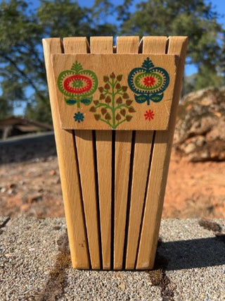 JP vintage wooden wall-mounted folk art knife block