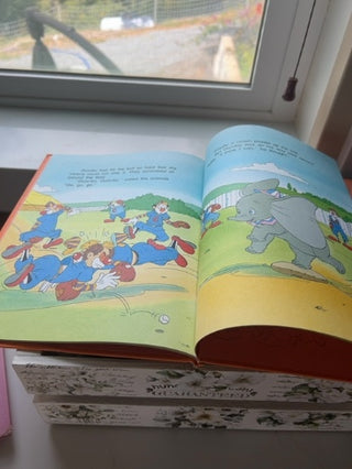 Walt Disney Fun To Read Library Dumbo At Bat A Walt Disney Beginning Reader