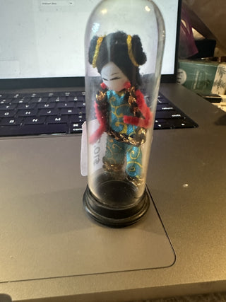 Vintage miniature Asian/ Oriental #62 VV MTS|70628