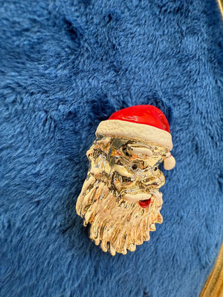 Santa Clause Face Red Hat Snow in Beard Fun Vintage Enamel Brooch Pin|139033