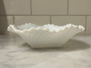 Milk Glass Candy/Trinket Dish      MTS