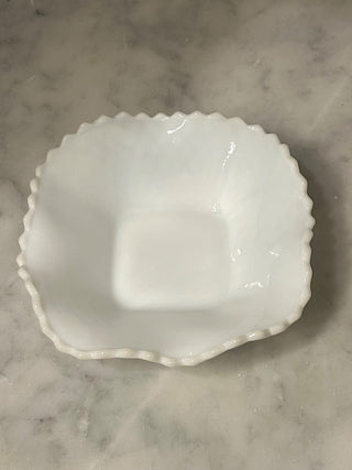 Milk Glass Candy/Trinket Dish      MTS