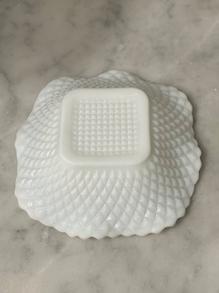 Milk Glass Candy/Trinket Dish      MTS