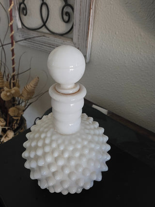 Anchor Hocking milk glass|106323