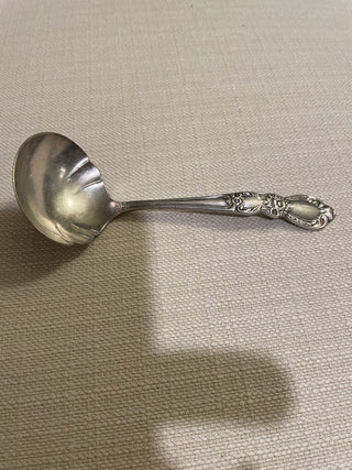 Vintage Heritage by 1847 Rogers Bros. IS 1953 Gravy ladle RSV