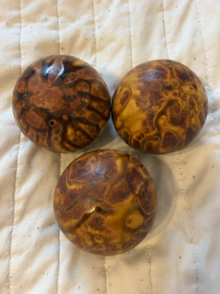 ONE decorative ceramic sphere swirling brown and golden pattern