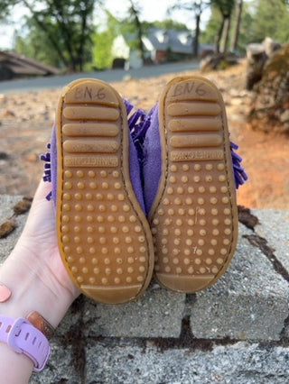 purple suede Minnetonka 3-Layer Fringe Boots Toddler Size 9