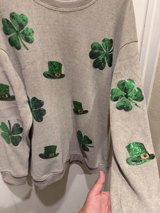 Festive  Green Irish Shamrock Pullover St. Patrick's Day Sequin Graphic Size Large Sweater #63 VV MTS