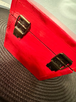Chest Red Hinged 5.5"