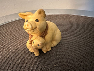 Pig Figure Mother w Baby MTS|77792