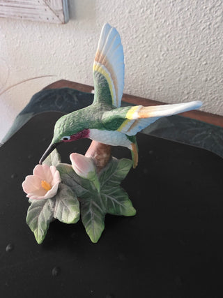 Bird figurine