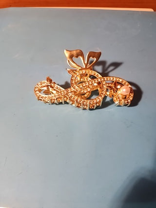 Patkaw hair clip