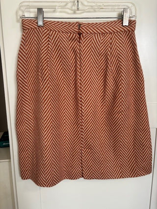 Tucker size 5 brt org herringbone skirt size5|49521