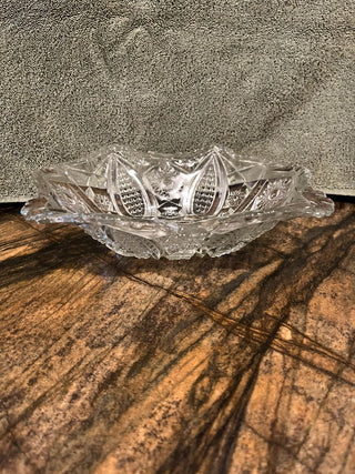 Indiana Glass Paneled Daisy and Finecut Patterned Heavy Bowl RSV