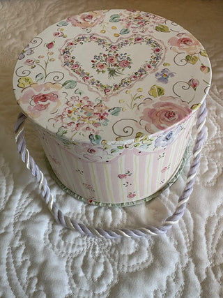round decorated box with handle RSV